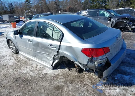 2013 Subaru Legacy 2.5I Premium z USA, uszkodzony, nr VIN 4S3BMBC65D3013792